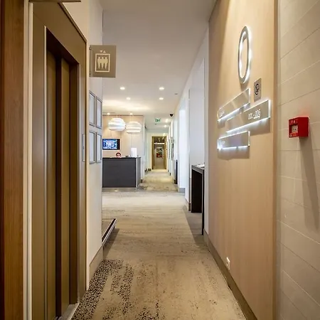 Hotel Western Premier De Galles