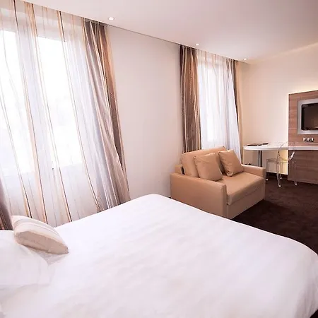 Hotel Western Premier De Galles 4*