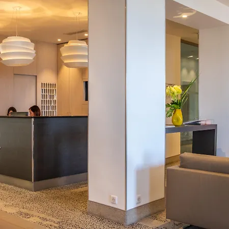 Hotel Western Premier De Galles 4*